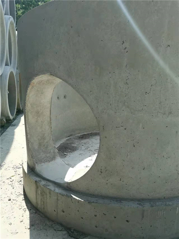 水泥檢查井